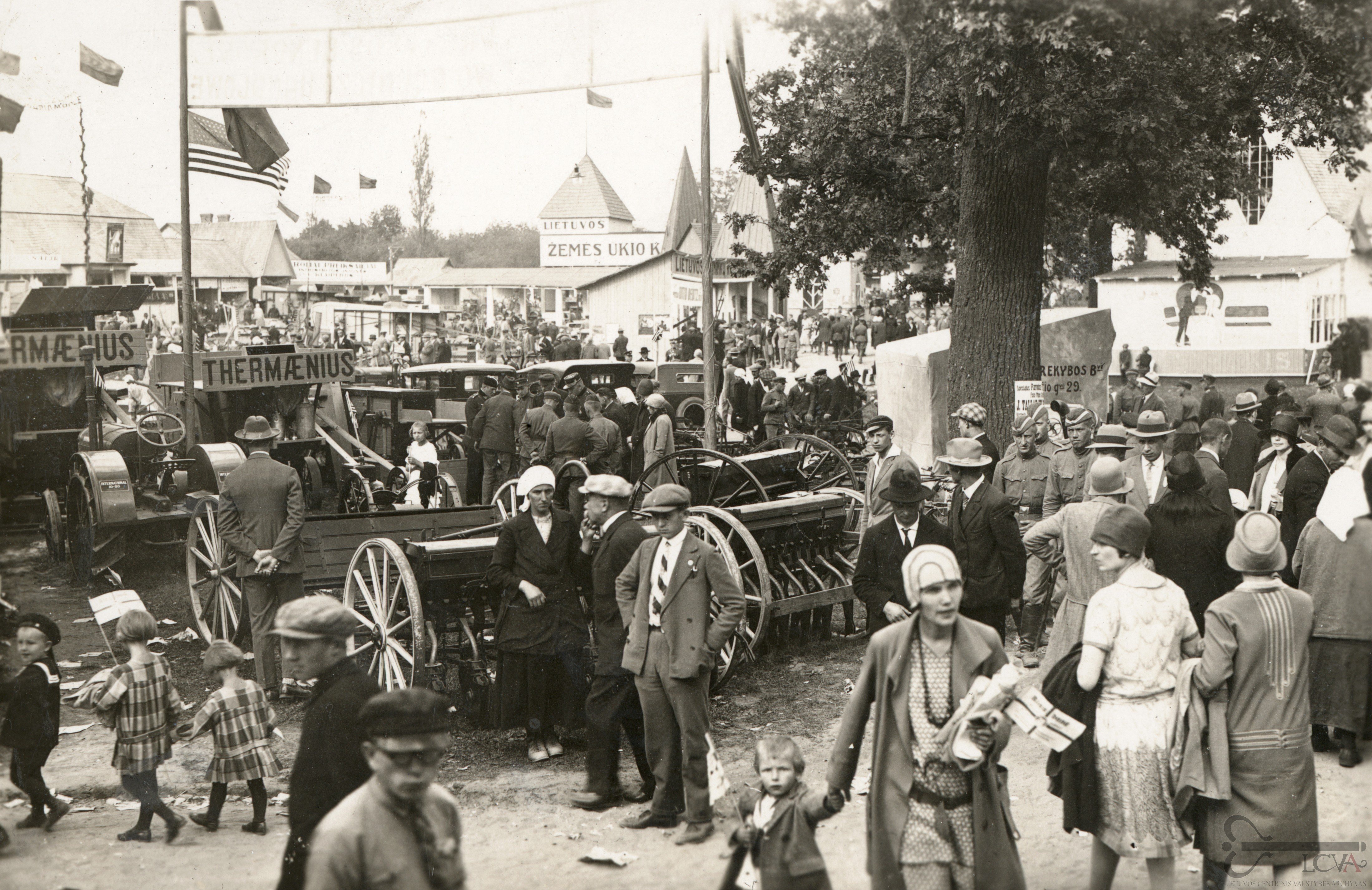 Agricultural machinery on 7th Lithuanian agricultural and industrial exhibition held in Kaunas between 6 June and 3 July 1928. Photograph: J. Tallat-Kelpšienė. Lithuanian Central State Archives, A028-P016.