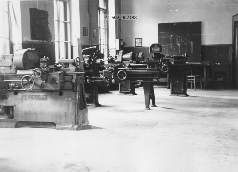  Laboratory for machine tools, approx. 1915