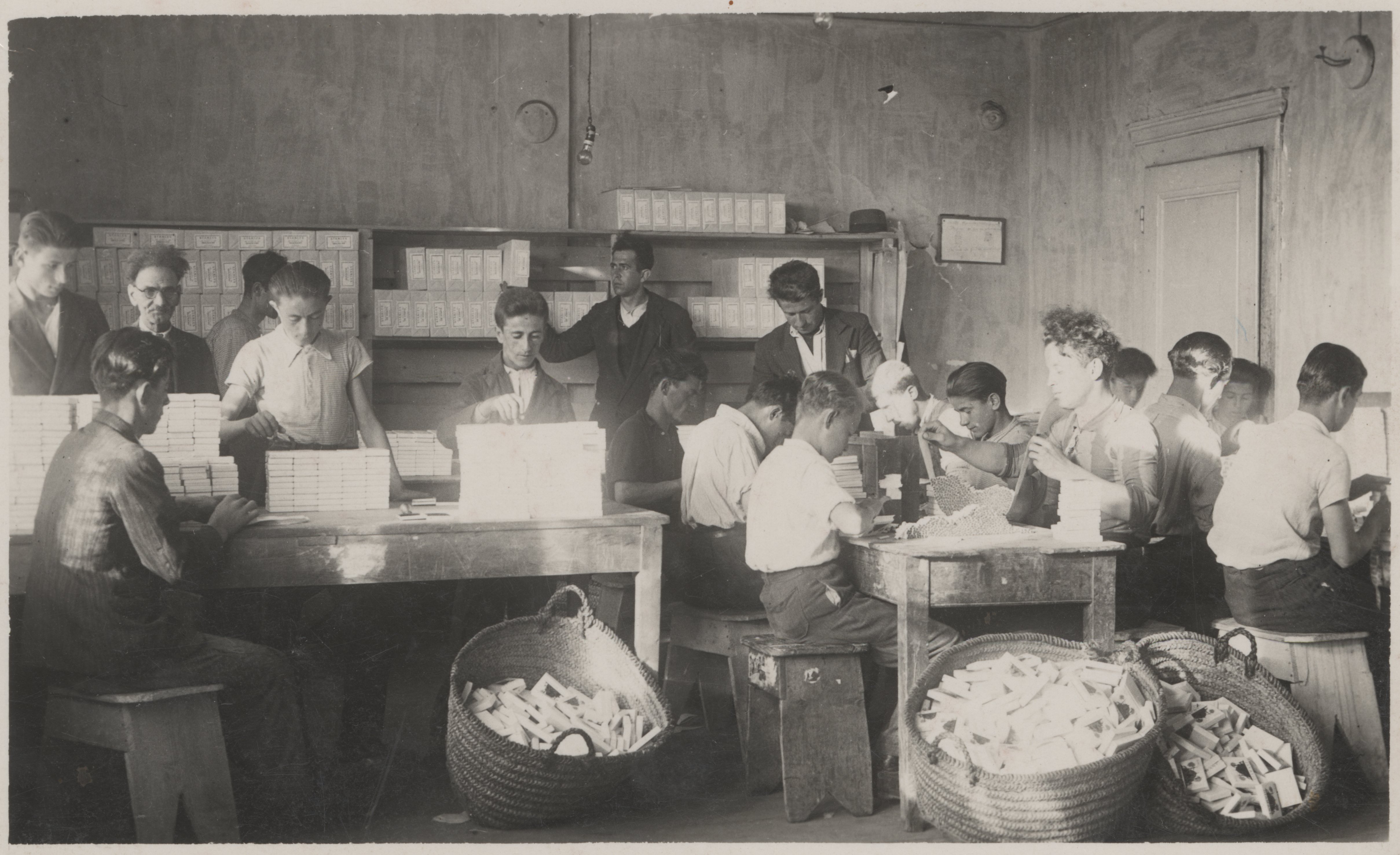 Workers of the cigarette factory 